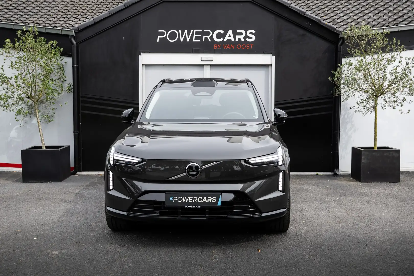 Volvo EX90 PURE | 7 ZIT | NP:€110.000 |PANO|LUCHTVERING Grijs - 2