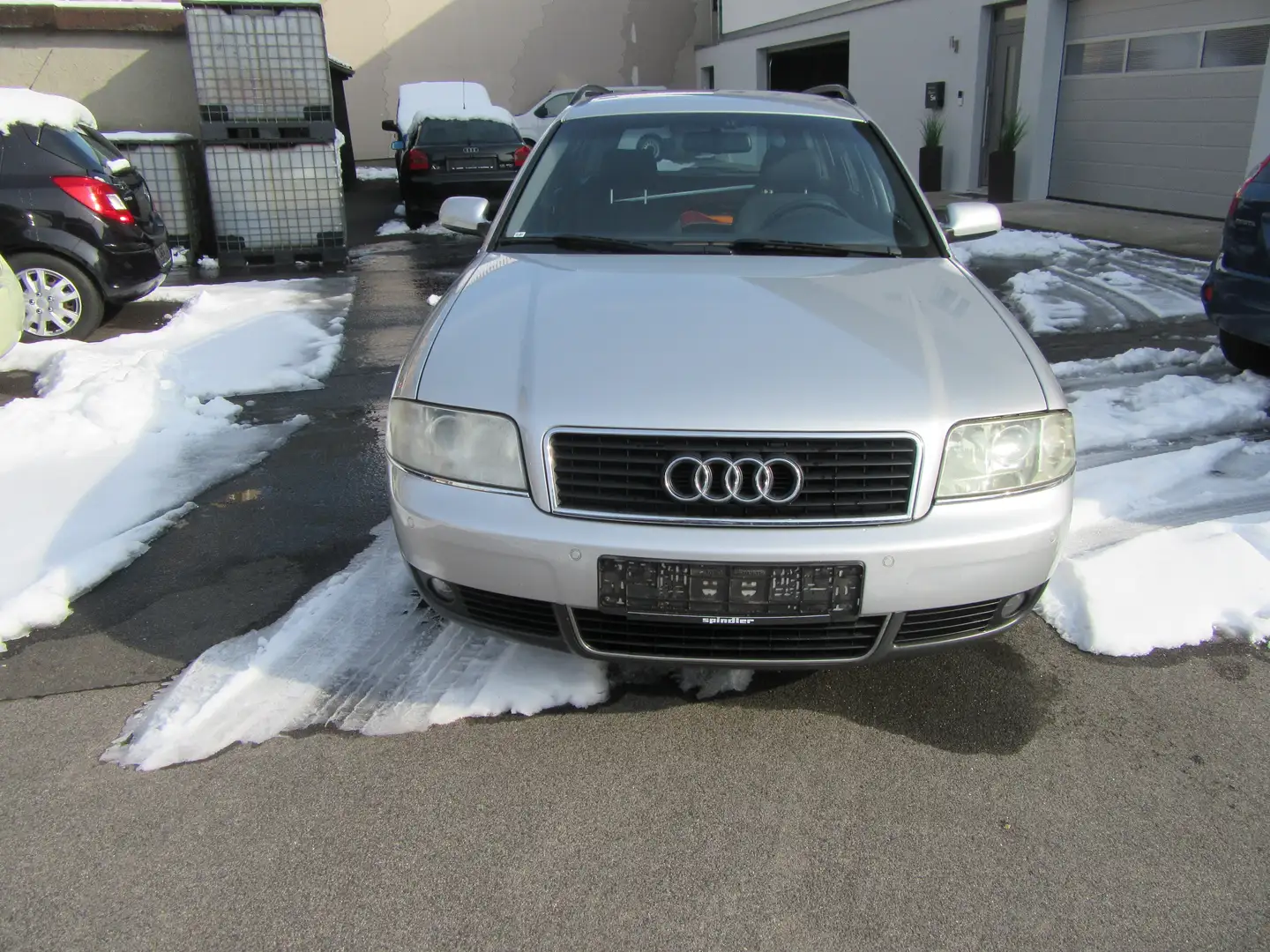 Audi A6 A6 Avant 2.5 TDI Silber - 2