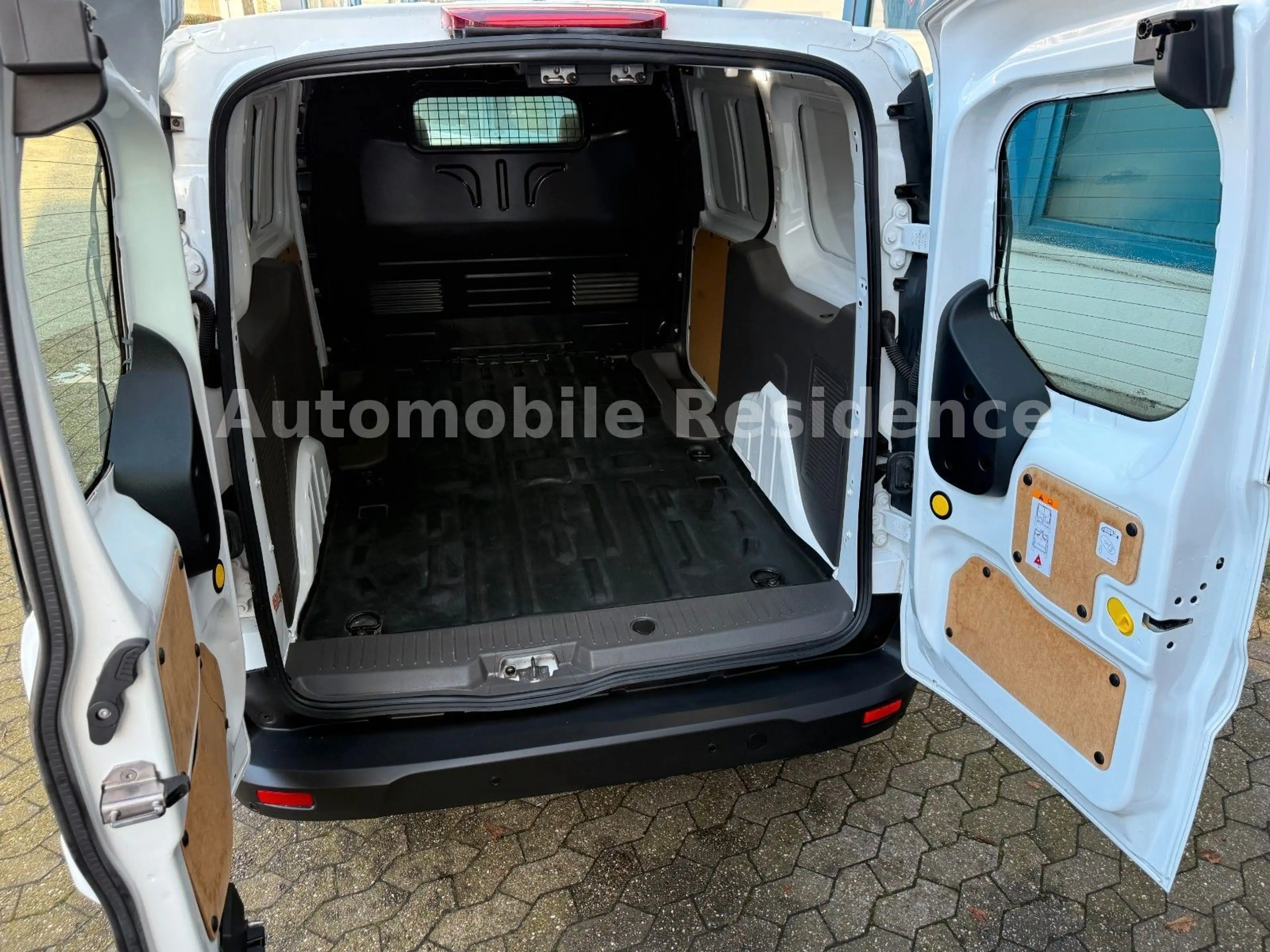 Ford Transit Connect 1.5 Lang L2*MFL*KLIMA*PDC*1HD*EP — photo 11