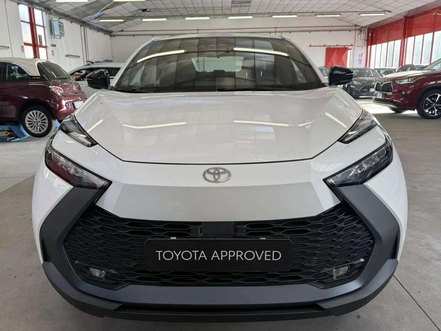 Toyota C-HR C-HR II 2023 1.8 hev Active fwd e-cvt Blanc - 2