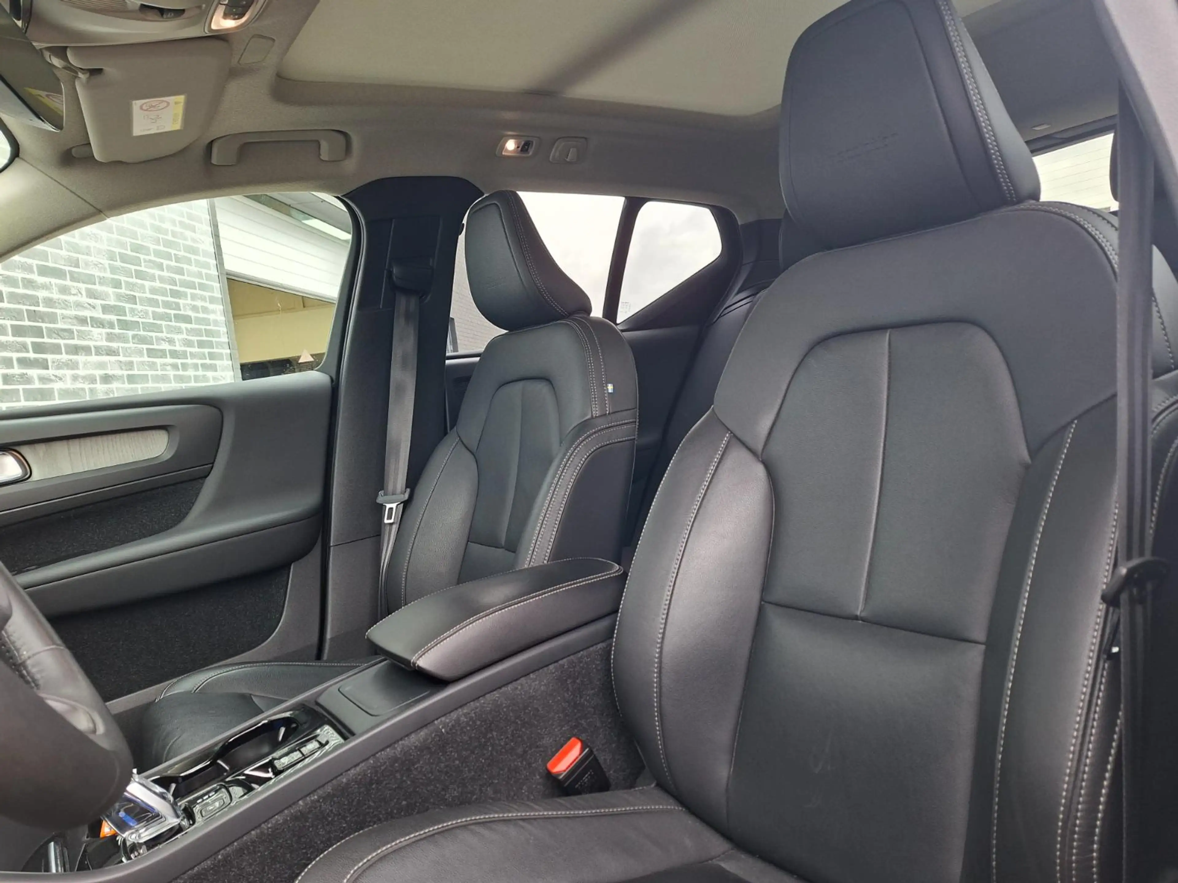 Volvo XC40 1.5 T3 Inscription | Trekhaak | Panoramadak | Acht — photo 6