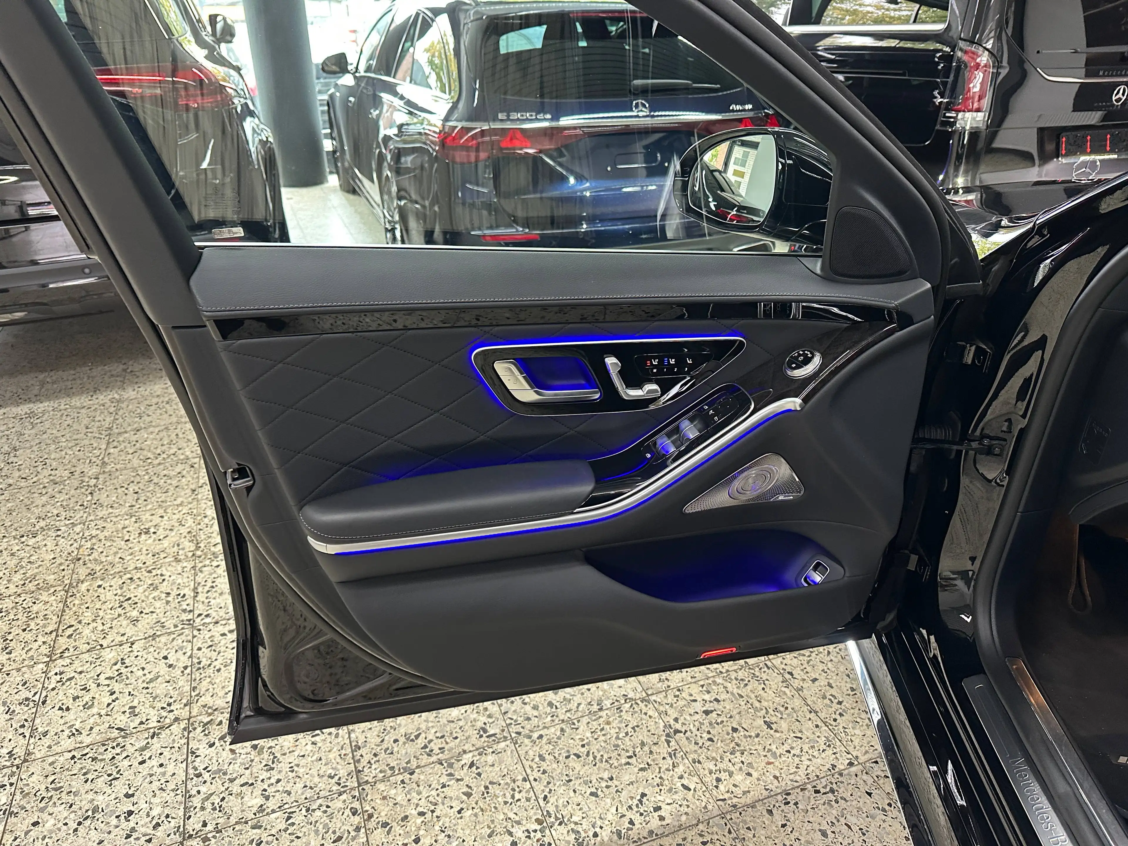 Mercedes-Benz S 450 d 4Ma Lang AMG Line NAV/PSD/HUD/DISTR/AIRMTIK/TW/SPUR/PTS/360° — photo 11
