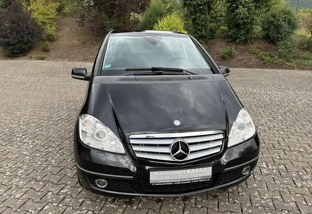 Mercedes-Benz A 200 Avantgarde 5-türig (169.033)*KLIMA*NAVI*LEDER*PANO*XENON