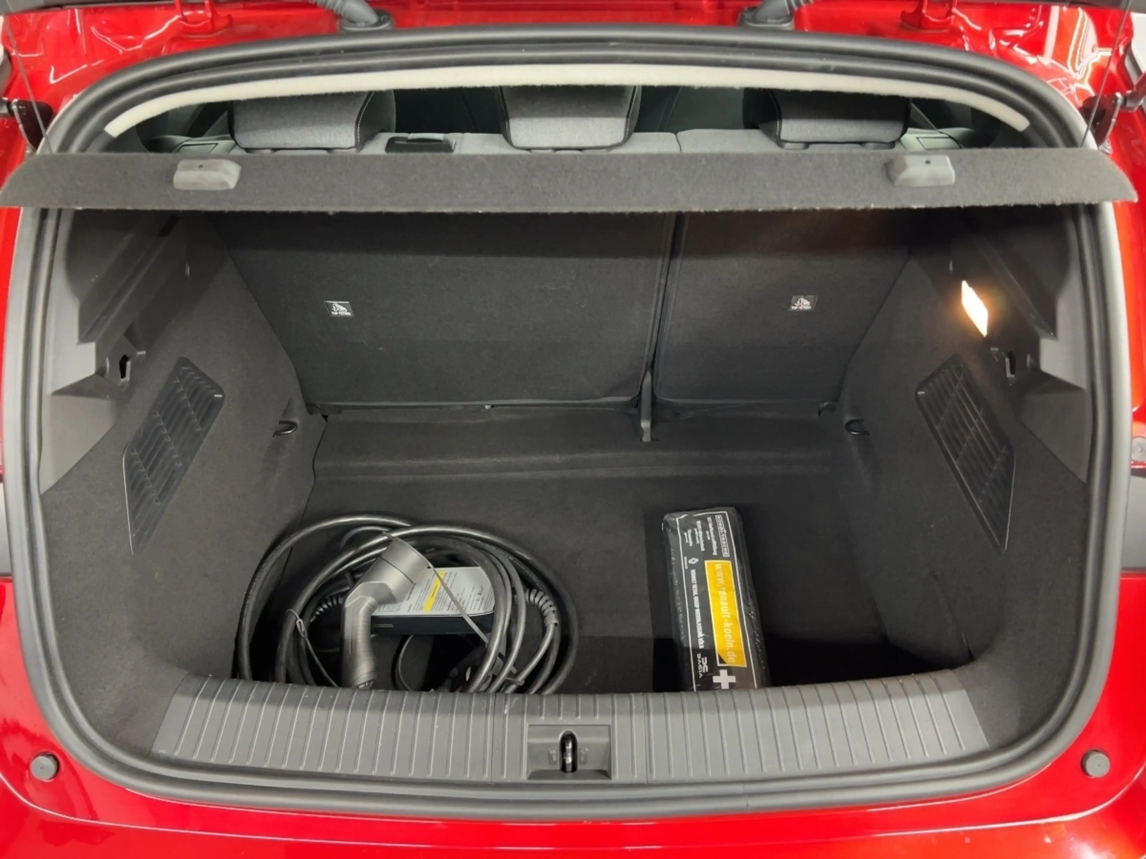 Renault Megane E-Tech EV60 220HP EQUILIBRE CARPLAY PDC — photo 19