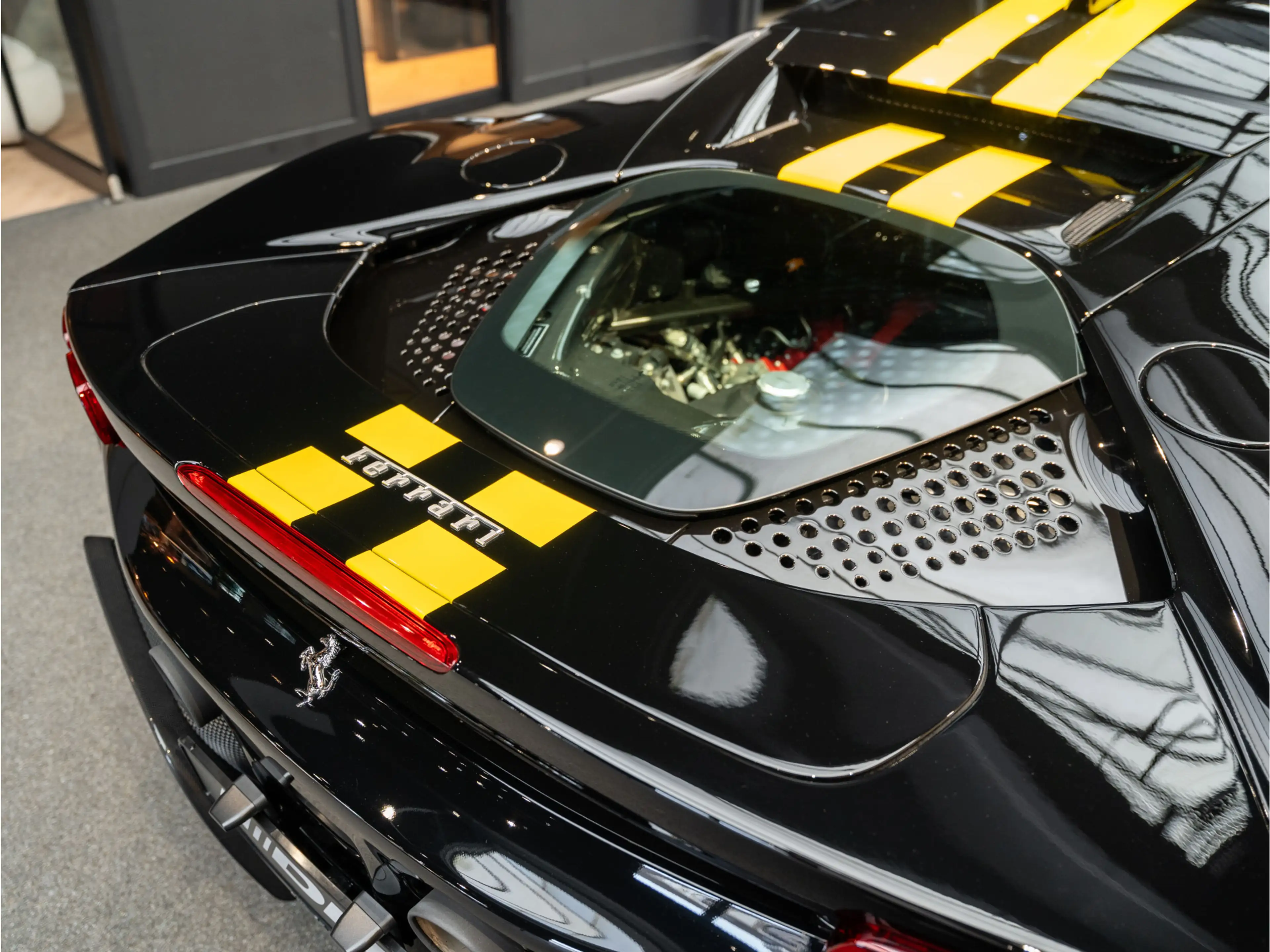Ferrari SF90 Stradale Full Carbon Lift 4.0 V8 Stradale Carbon Racing Sea — photo 32