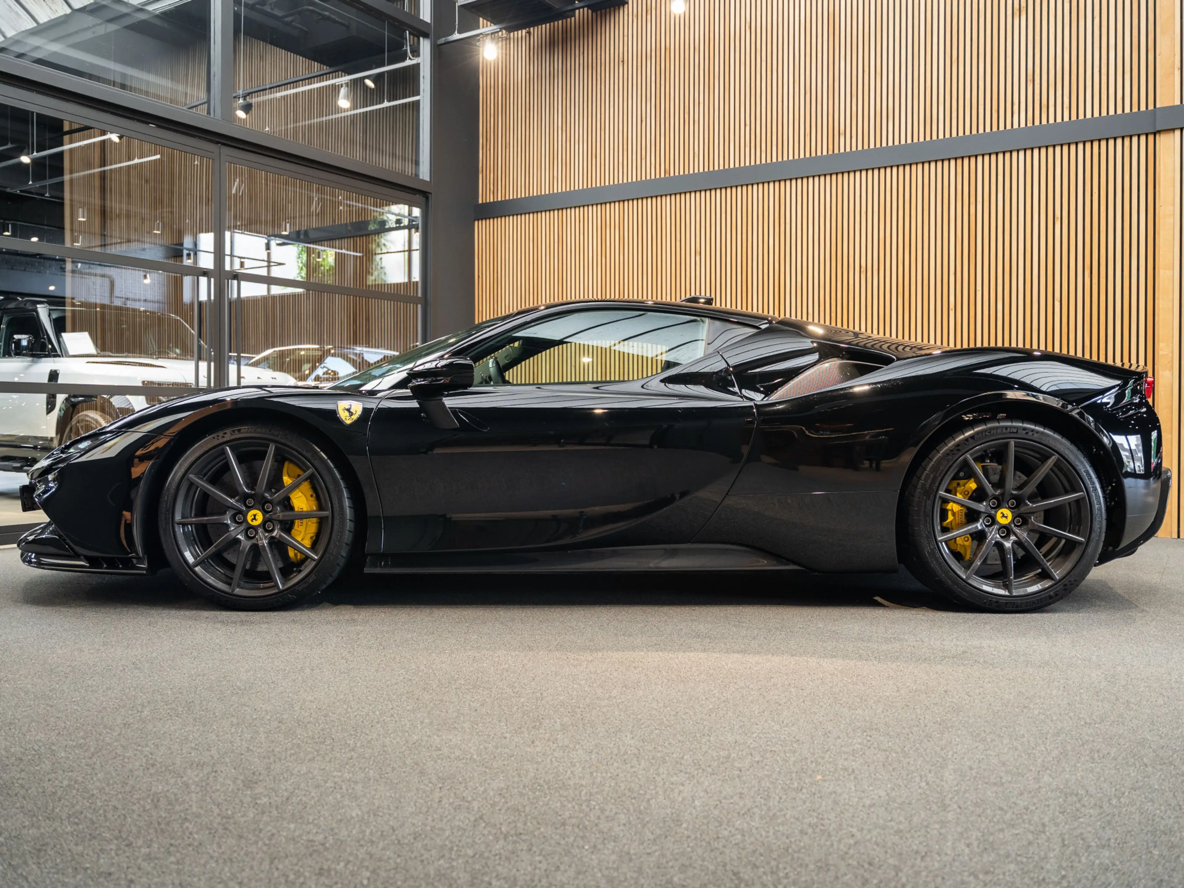 Ferrari SF90 Stradale Full Carbon Lift 4.0 V8 Stradale Carbon Racing Sea — photo 24