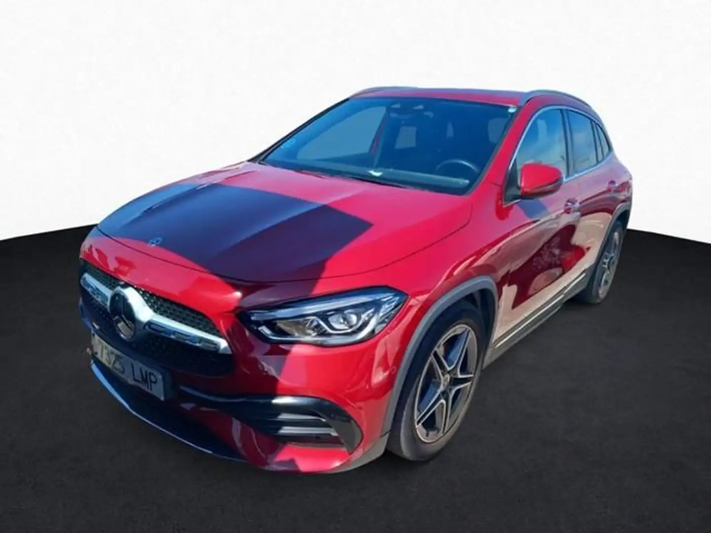 Mercedes-Benz GLA 200 200d 8G-DCT Rouge - 1