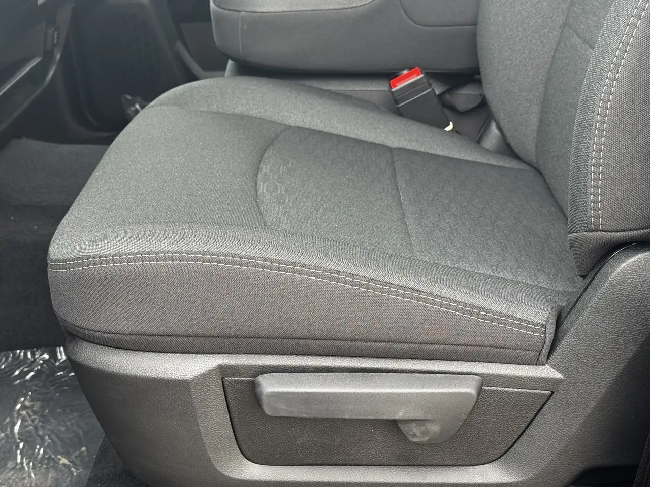 RAM 3500 снимка RAM 3500