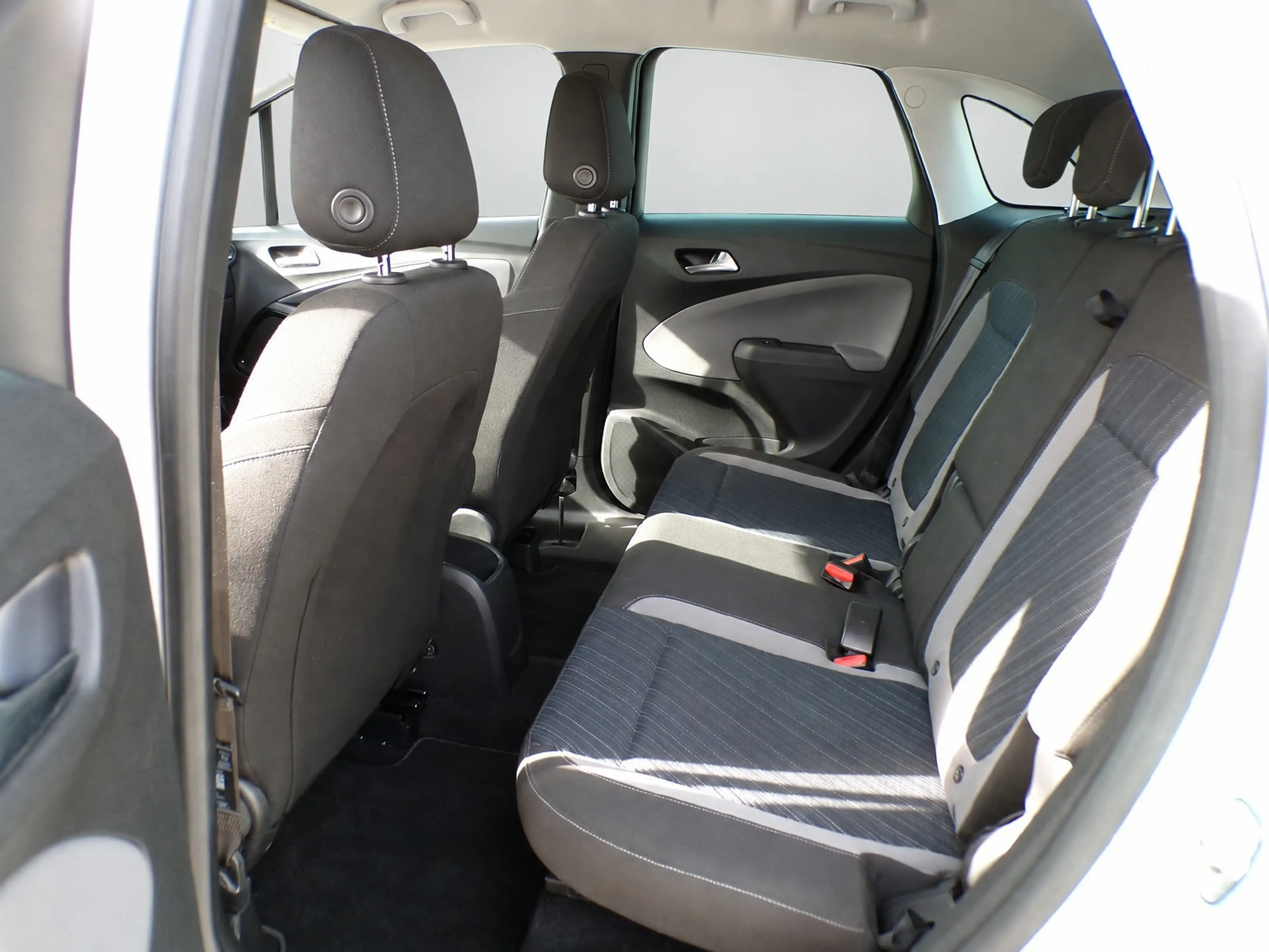 Opel Crossland X 1.2 Turbo Innovation|AUT|CAM|Nav|Cruise|PDC — photo 7