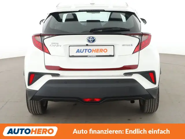Toyota C-HR view 5