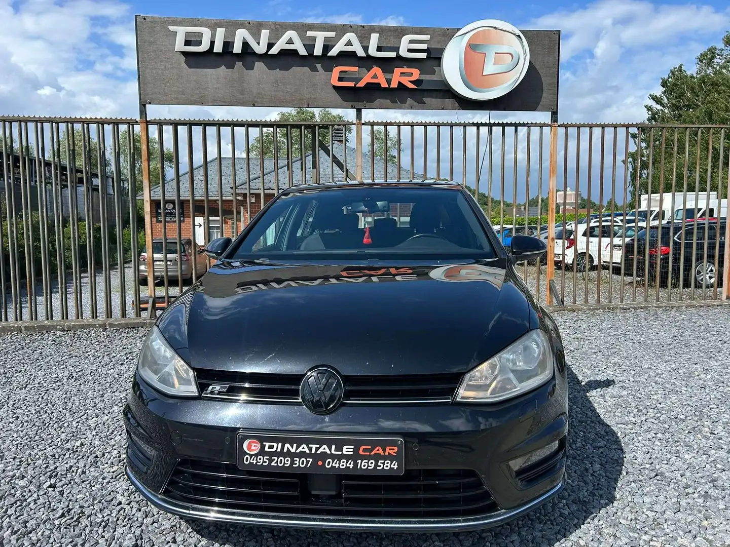 Volkswagen Golf 1.2 TSI R Line - Park Pilot - GPS - ACC - Garantie Schwarz - 2