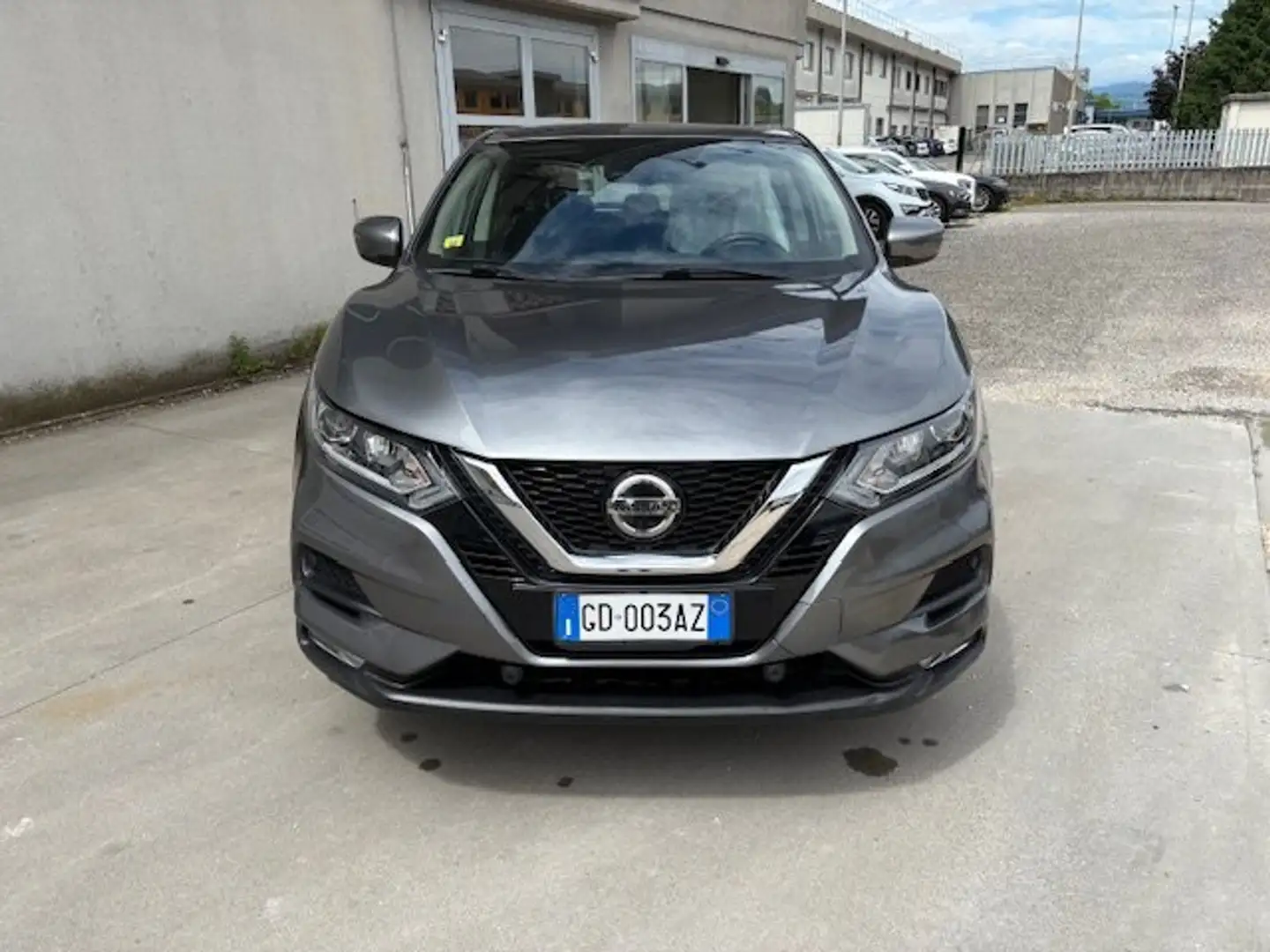 Nissan Qashqai Qashqai 1.5 dci Business 115cv PREZZO PROMO Gris - 2
