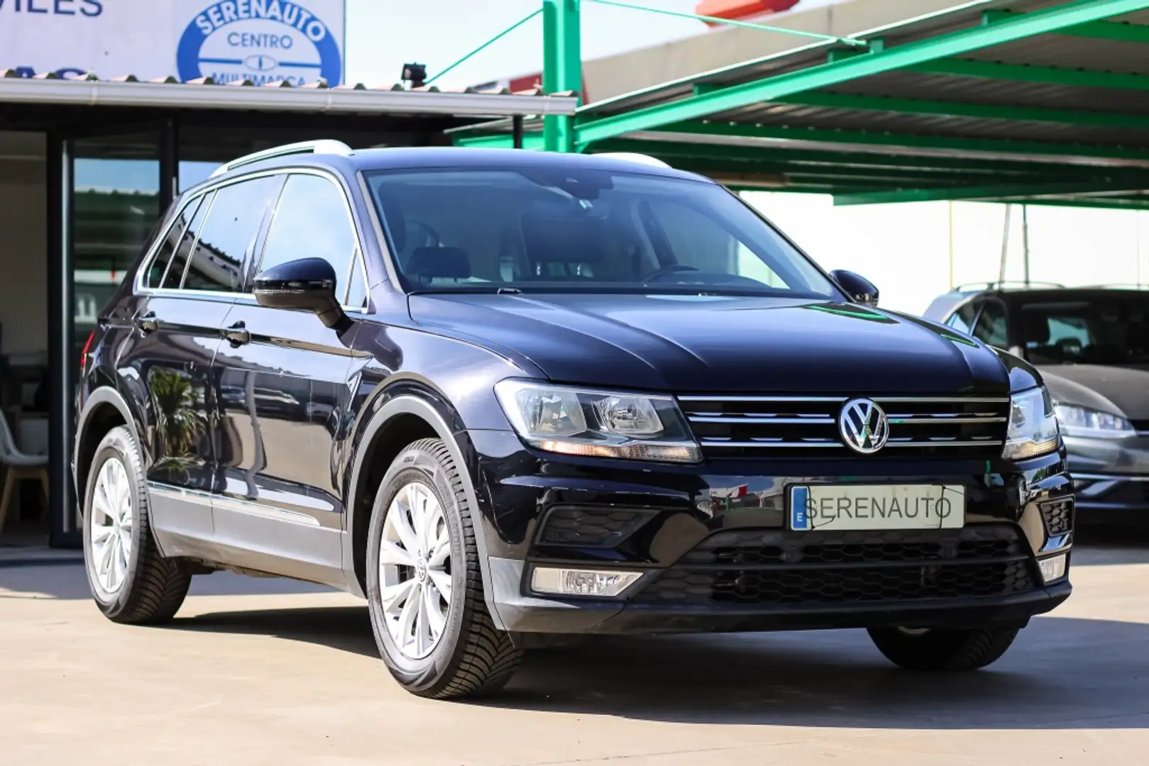 Volkswagen Tiguan Todoterreno Automático de 5 Puertas Negro - 1