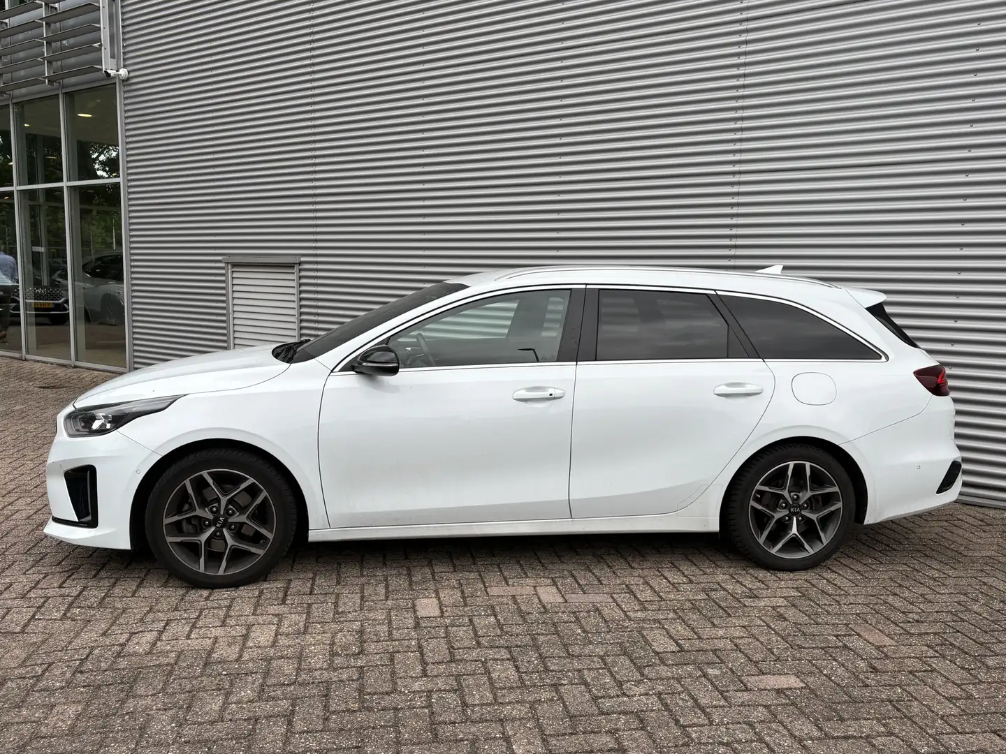Kia Ceed SW / cee'd SW Sportswagon 1.4 T-GDi GT-Line Navigatie | Camera | Blanc - 2