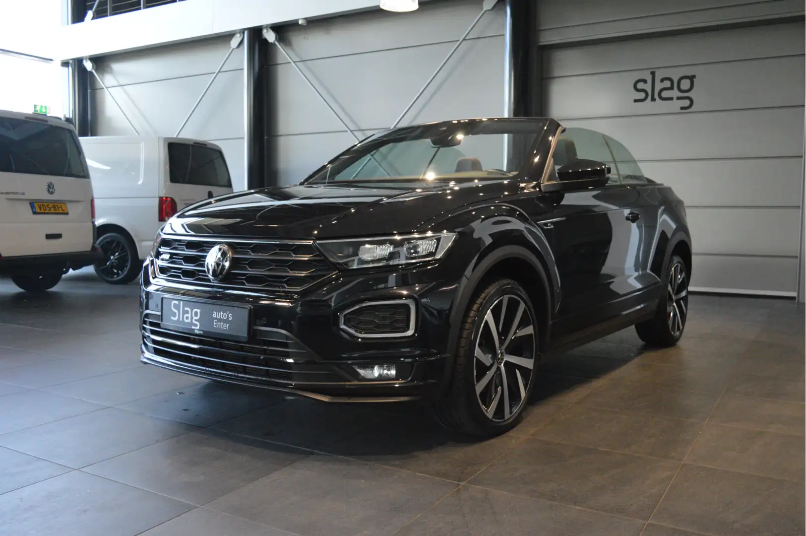 Volkswagen T-Roc Cabrio 1.5 TSI 3X R-LINE Black Style navi cruise l Zwart - 2