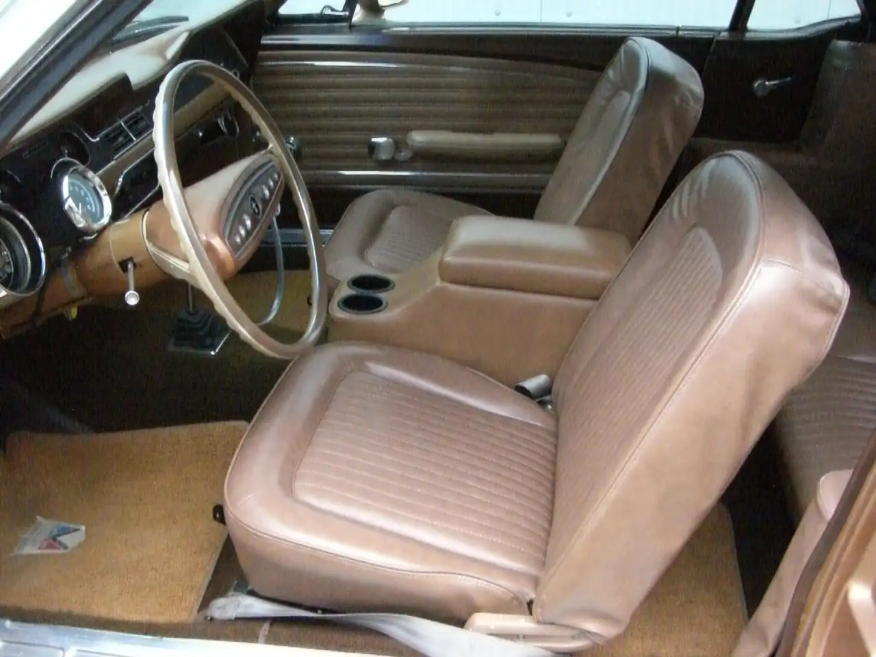 Ford Mustang Cabrio GT Ausstattung Schalter, foto 5