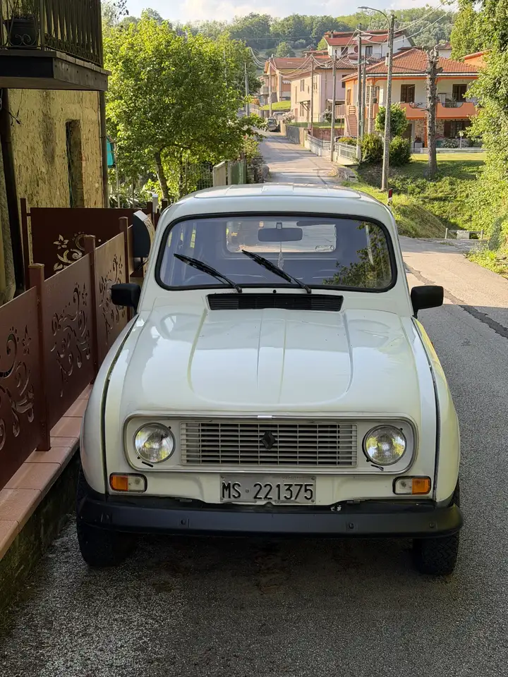 Renault R 4 R4 5p 956 TL, foto 1