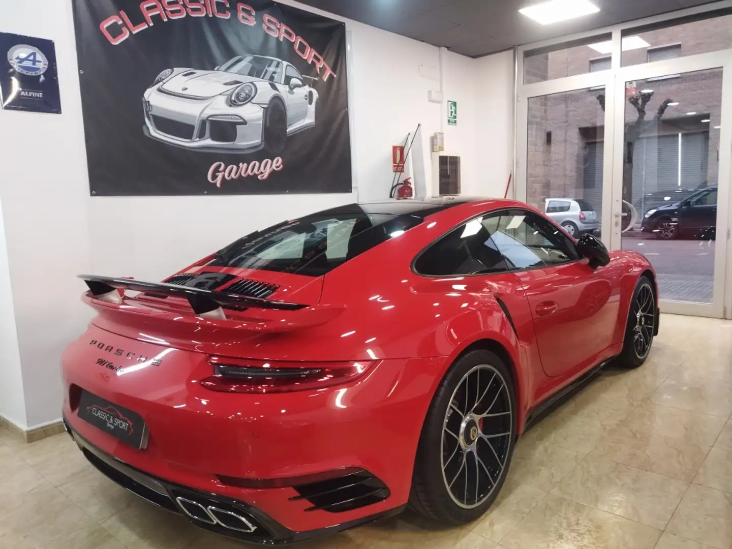 Porsche 991 Turbo Coupé PDK Rouge - 1