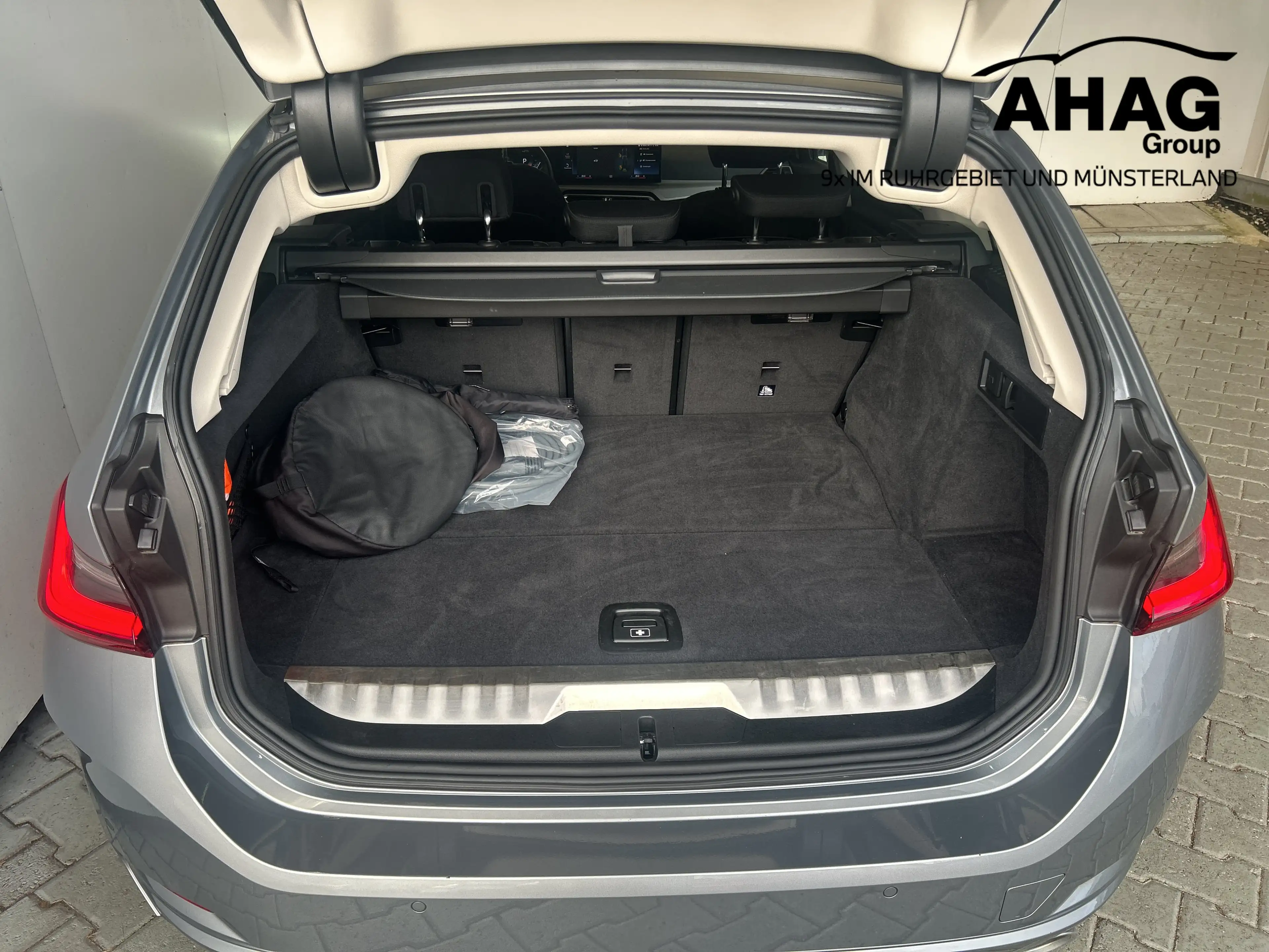 BMW 320 e Touring | HIFI | Stop&Go | Parking Assistant — photo 15
