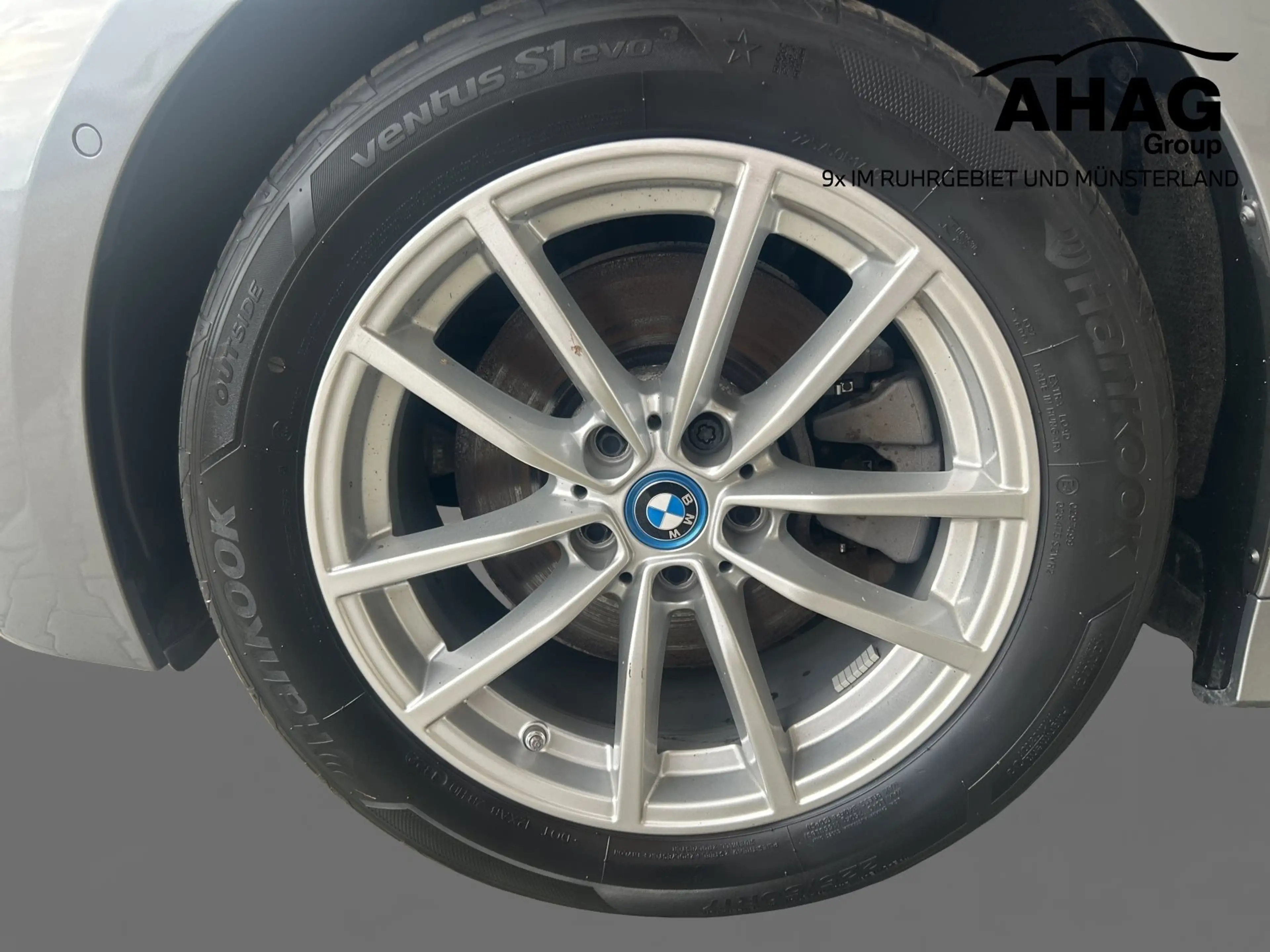 BMW 320 e Touring | HIFI | Stop&Go | Parking Assistant — photo 12