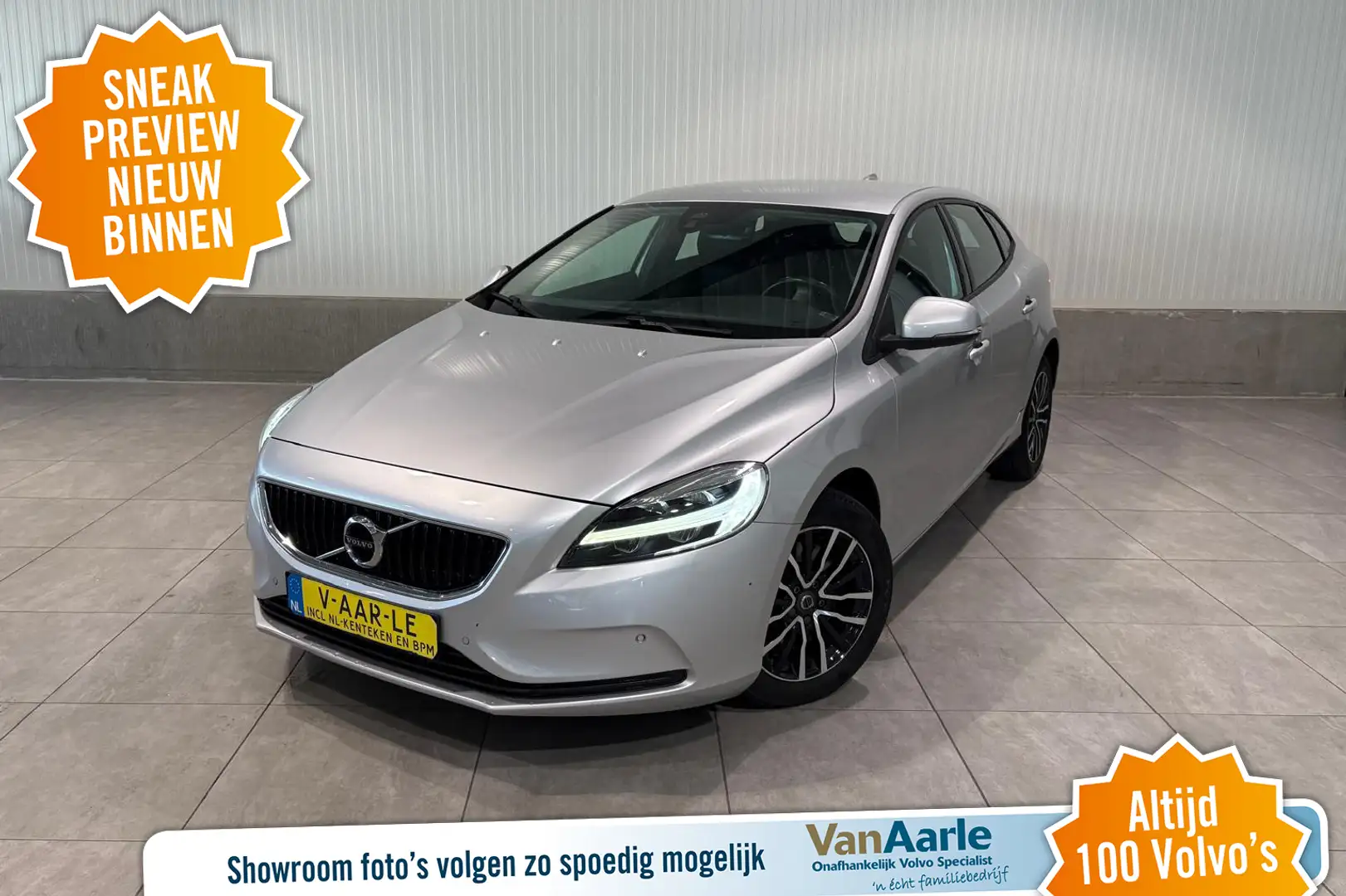 Volvo V40 D2 Aut. Business Parkeersensor Navigatie 120pk Silber - 1