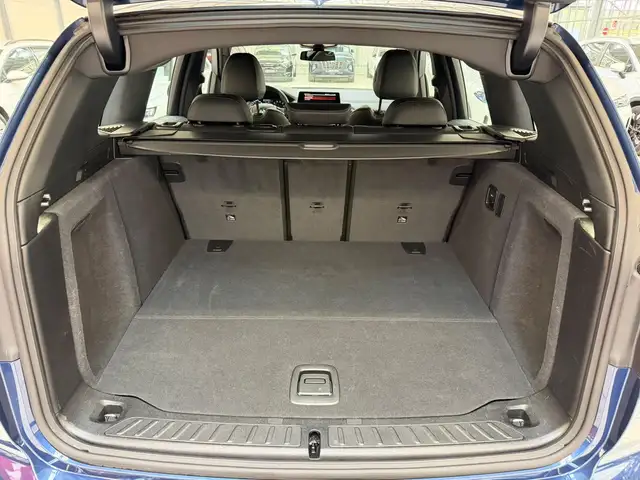 BMW X3 view 6