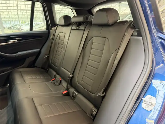 BMW X3 view 15