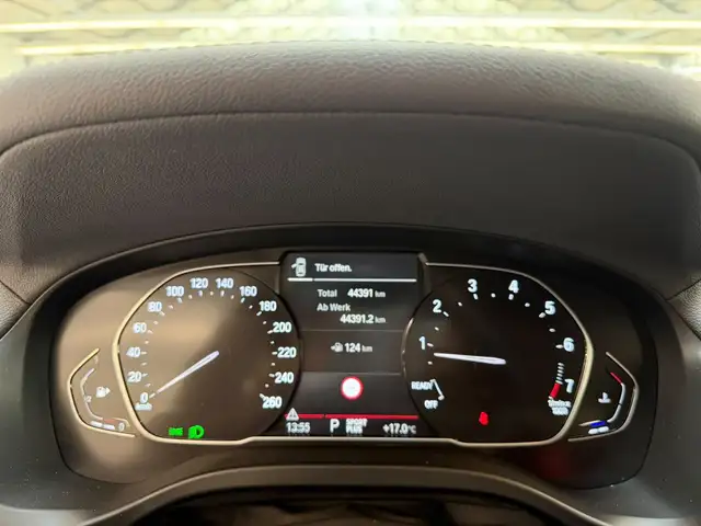 BMW X3 view 7