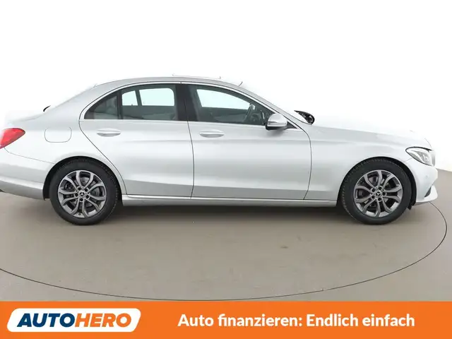 Mercedes-Benz C-Class view 7