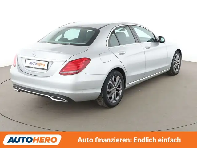 Mercedes-Benz C-Class view 6