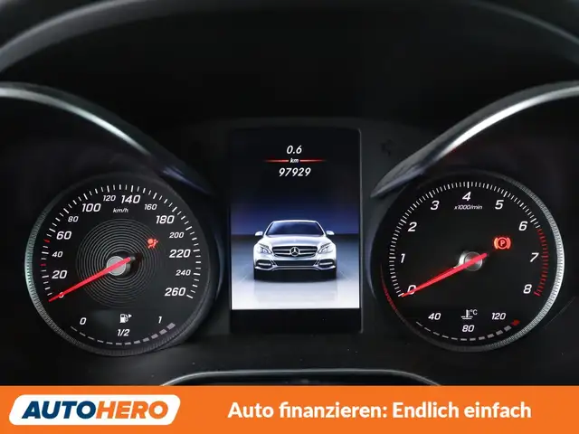 Mercedes-Benz C-Class view 20