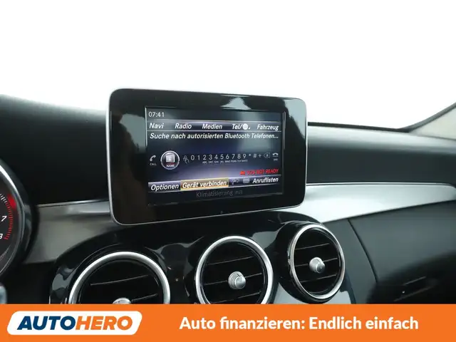Mercedes-Benz C-Class view 21