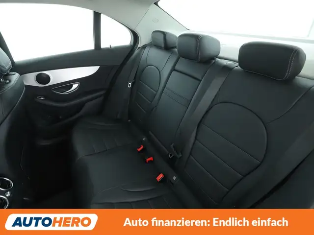 Mercedes-Benz C-Class view 14
