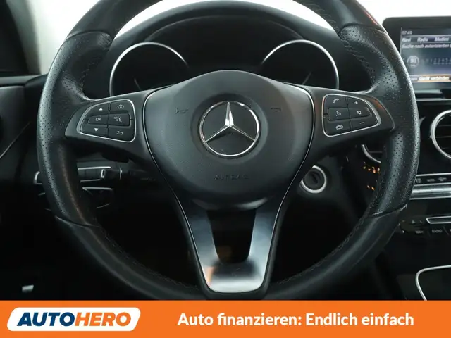 Mercedes-Benz C-Class view 19