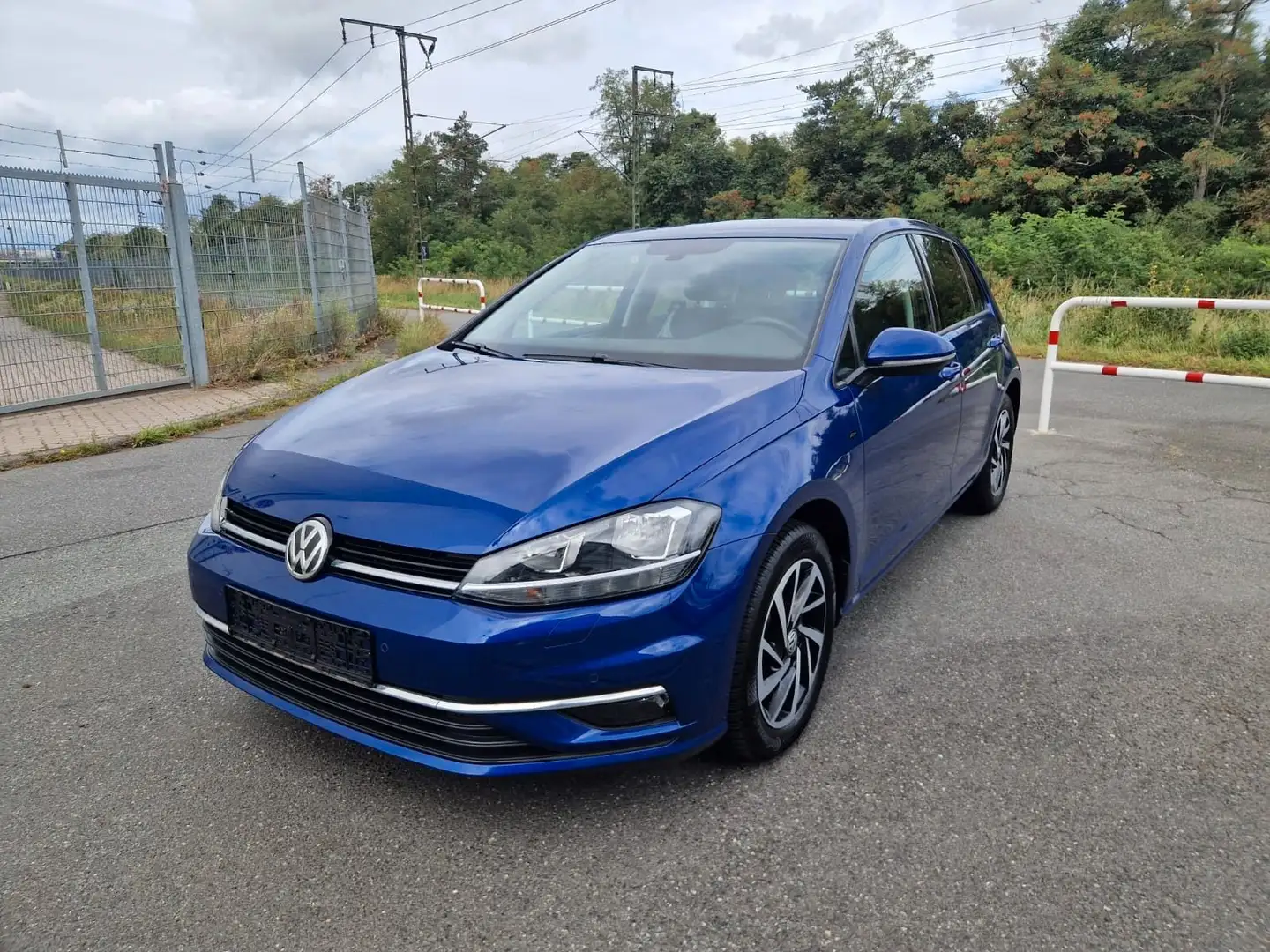 Volkswagen Golf VII Lim. Join Start-Stopp Blau - 1