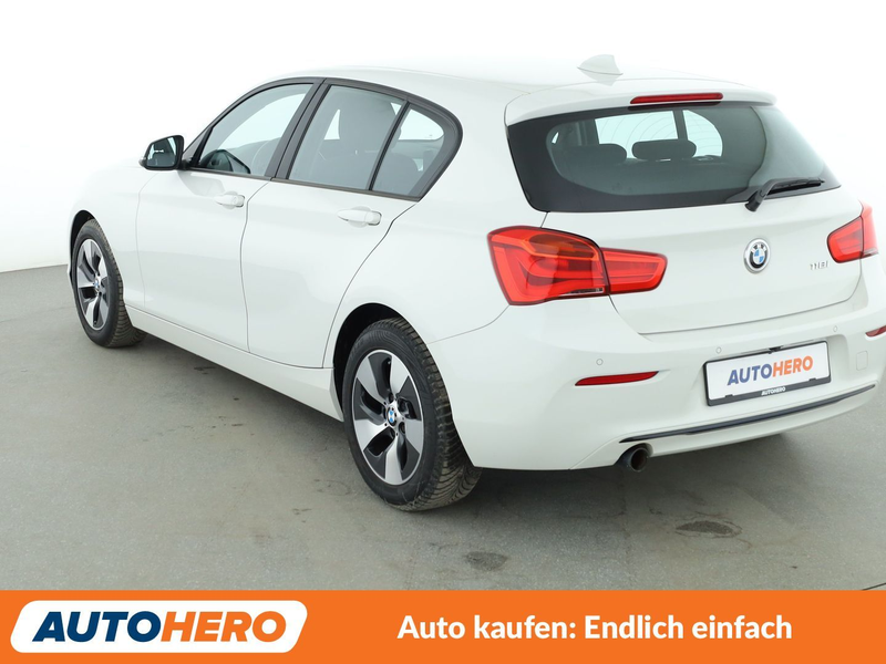 BMW 118 118i Sport Line Aut.*NAVI*LED*TEMPO*PDC*SHZ* — photo 4