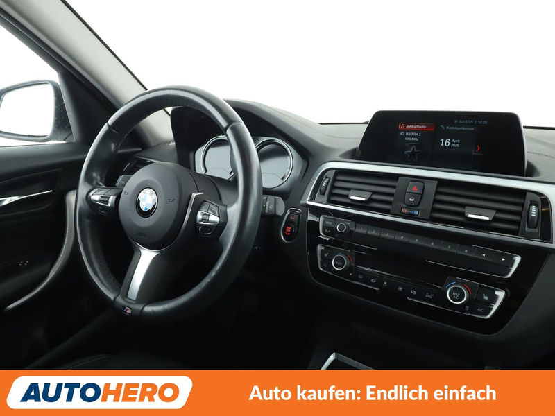 BMW 118 118i Sport Line Aut.*NAVI*LED*TEMPO*PDC*SHZ* — photo 13