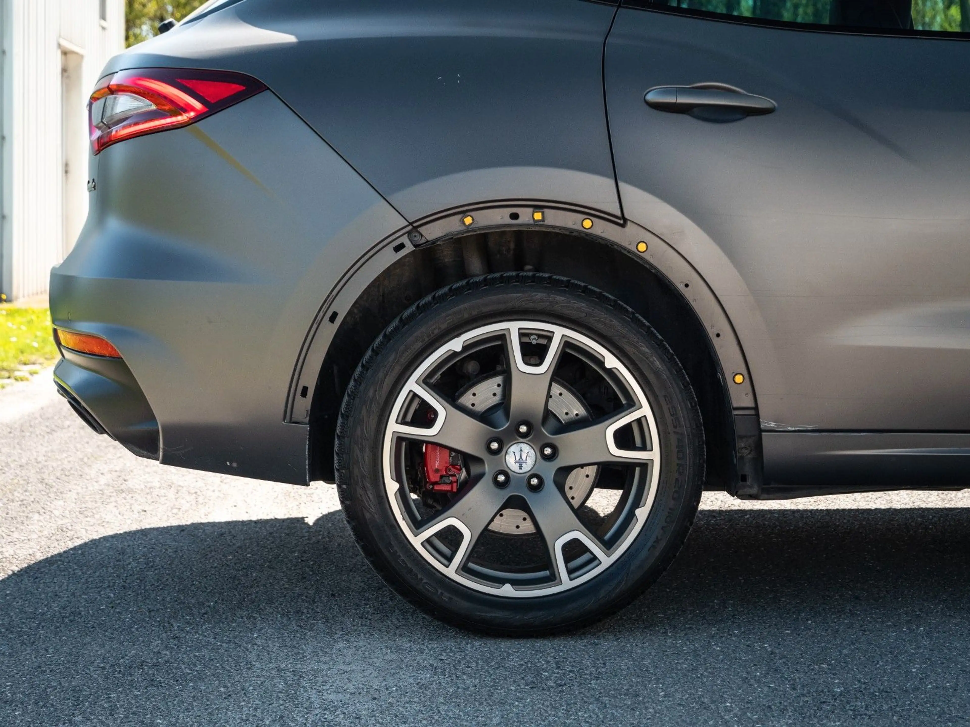 Maserati Levante S Q4 GranSport .MATRIX-LED.B&W.SHZ.20" — photo 13