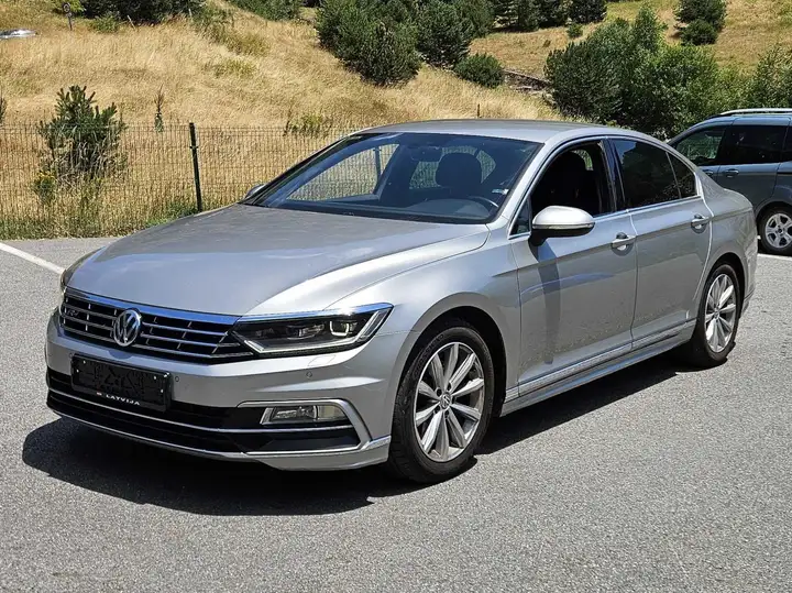 Volkswagen Passat 1.8 TSI BMT Sport DSG 2015