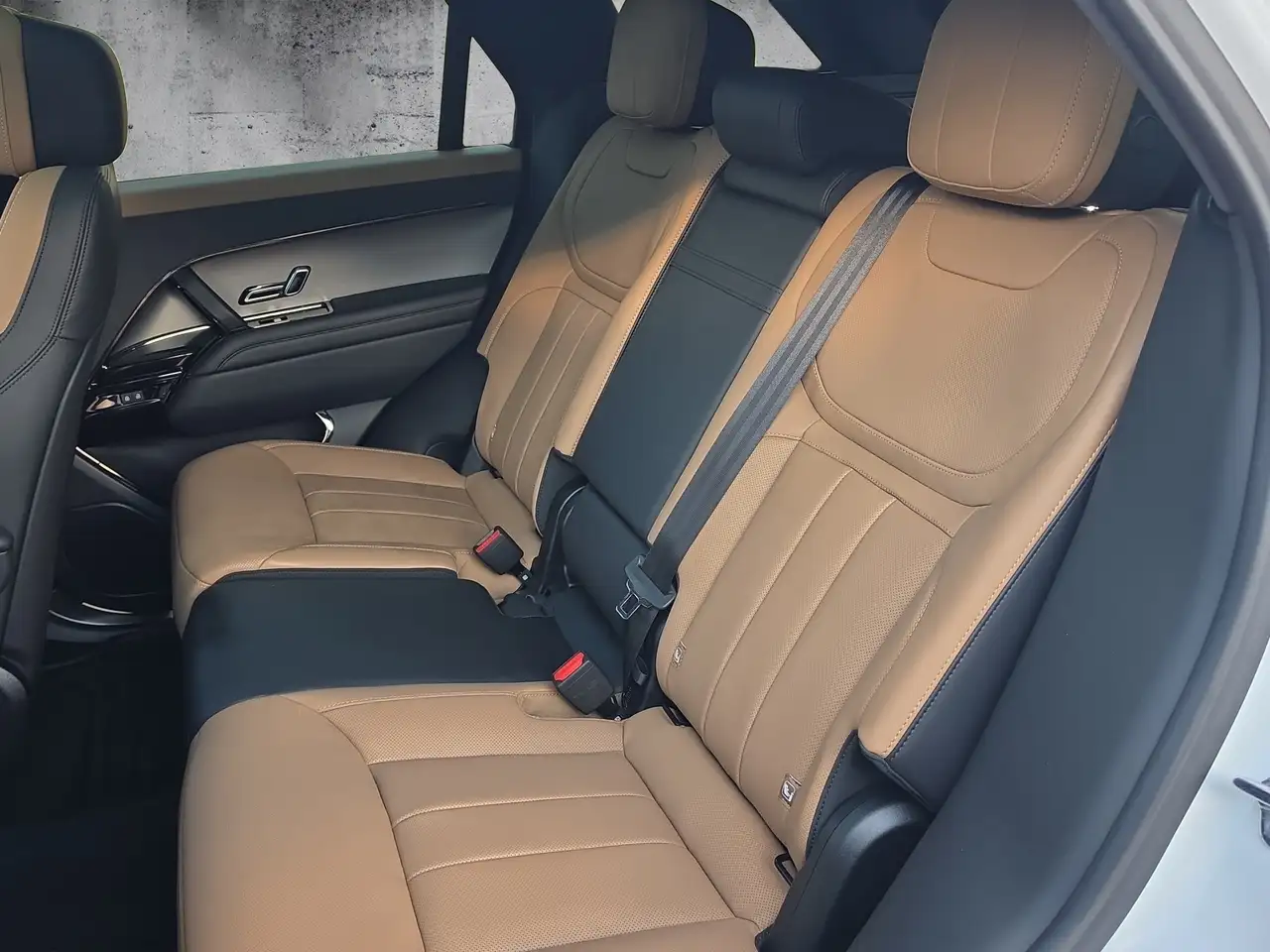 Land Rover Range Rover Sport снимка Land Rover Range Rover Sport