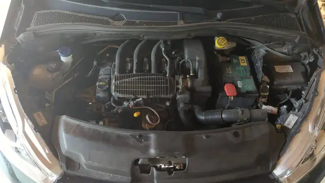 Peugeot 208 view 15