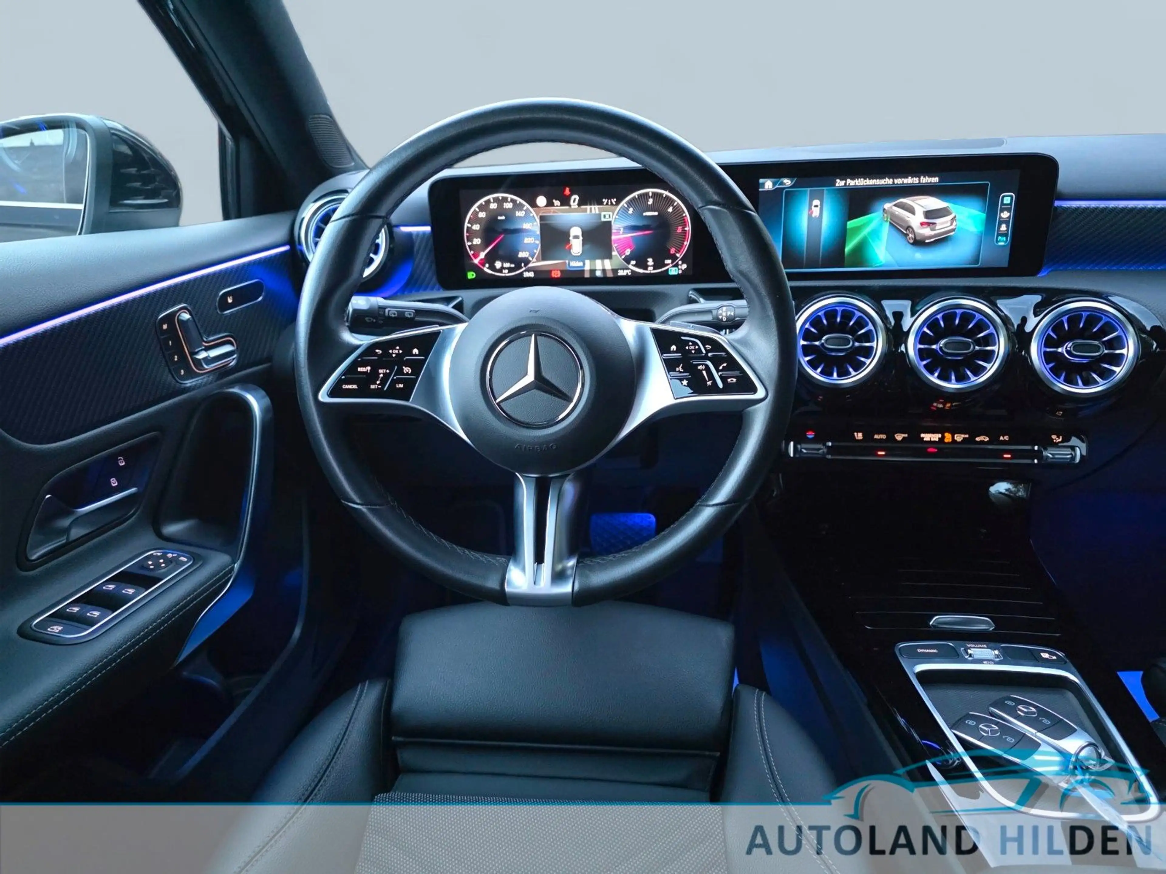 Mercedes-Benz A 200 d 8G-DCT 2.0, Diesel/LED/Kamera/1 Hand/17" — photo 12