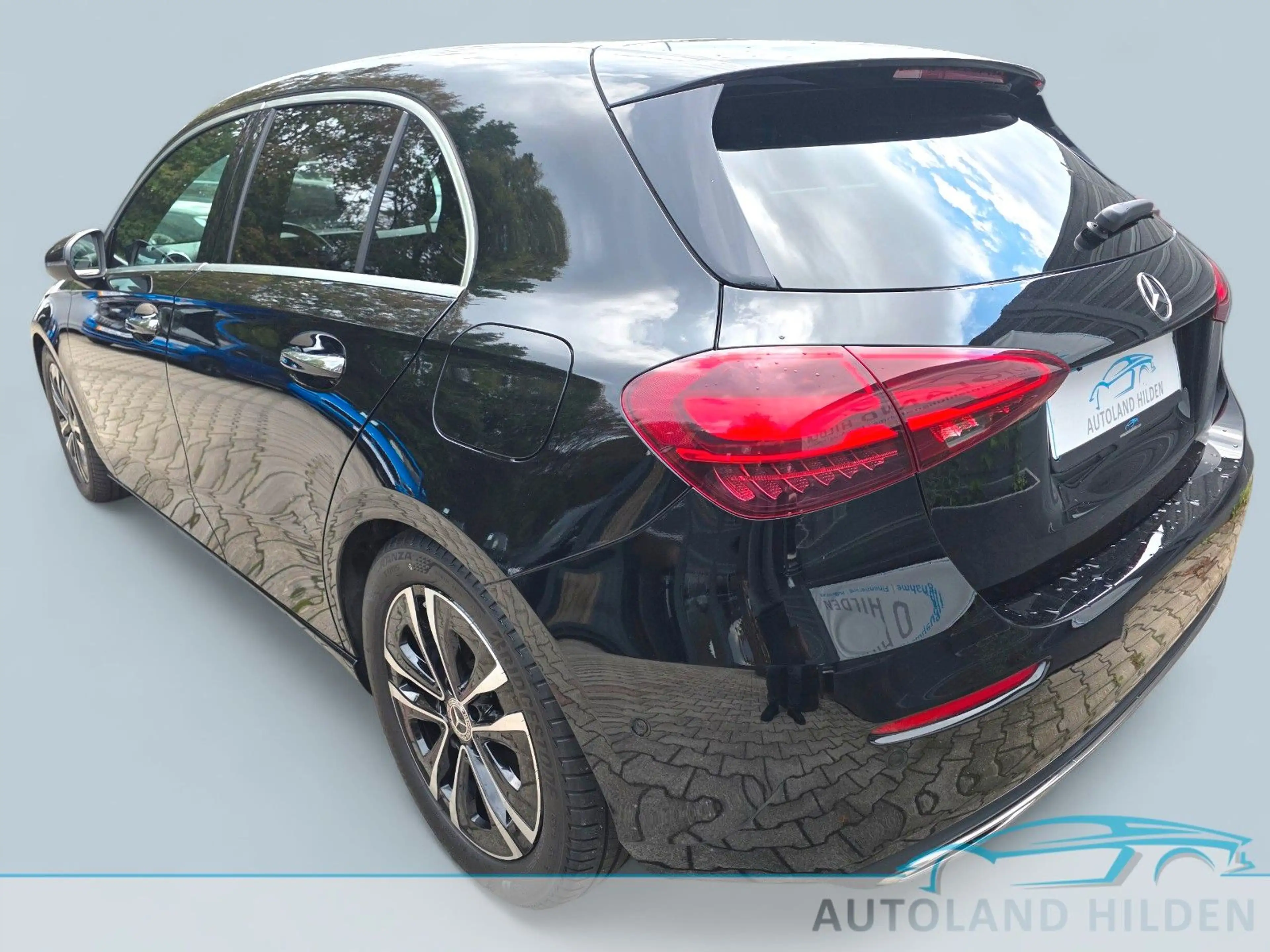 Mercedes-Benz A 200 d 8G-DCT 2.0, Diesel/LED/Kamera/1 Hand/17" — photo 5