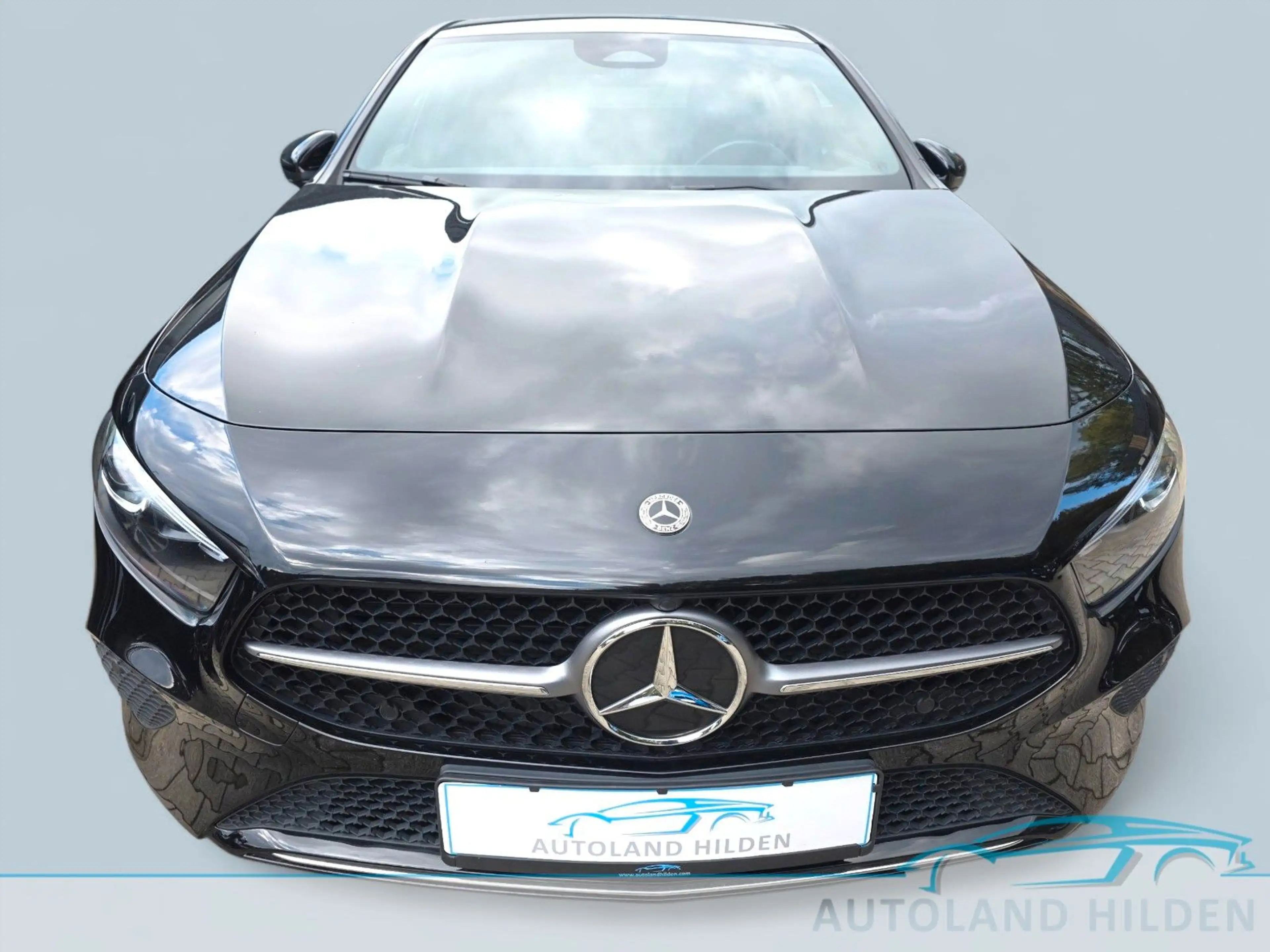 Mercedes-Benz A 200 d 8G-DCT 2.0, Diesel/LED/Kamera/1 Hand/17" — photo 2
