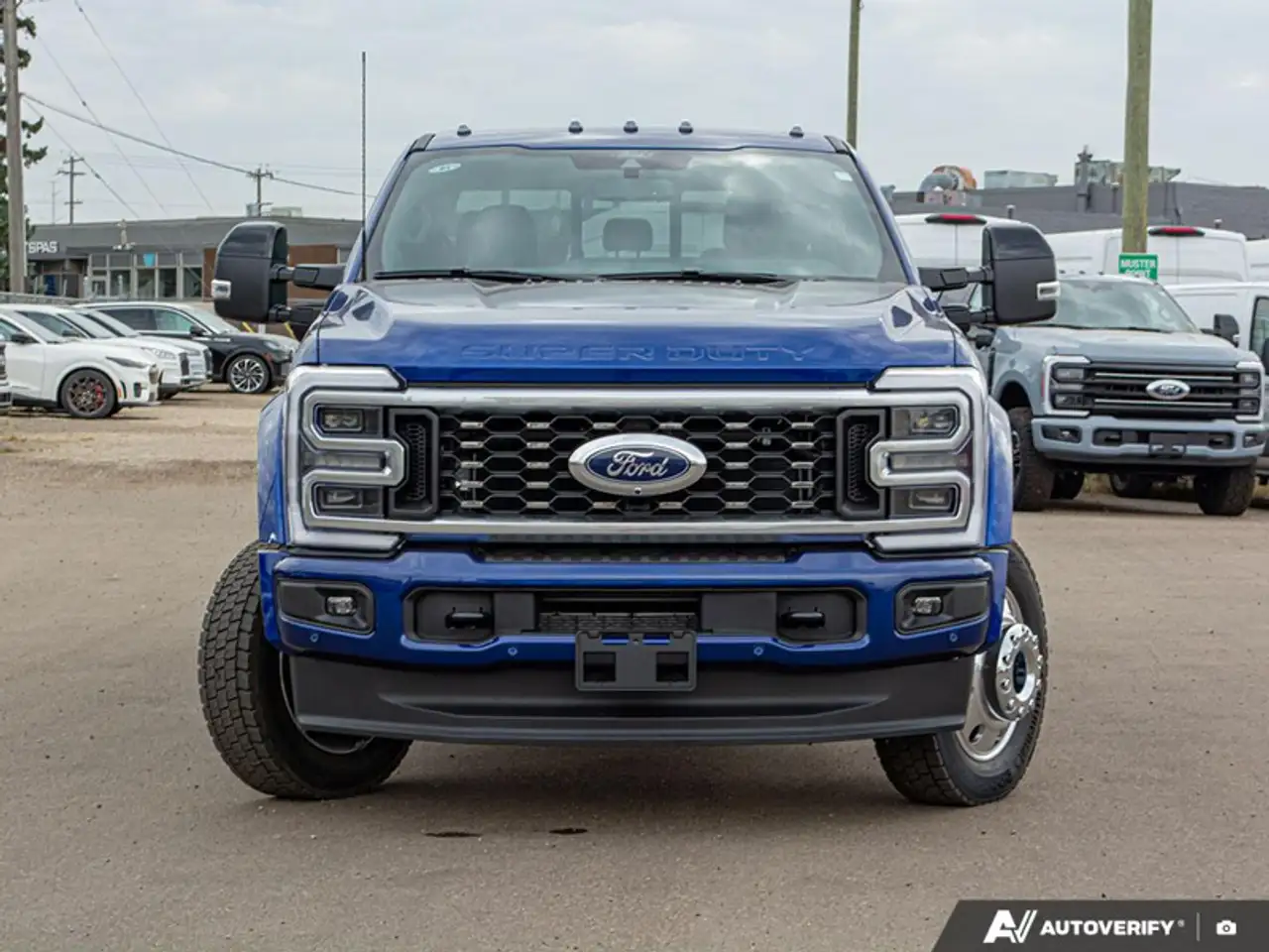 Ford F-450 Super Duty снимка Ford F-450 Super Duty
