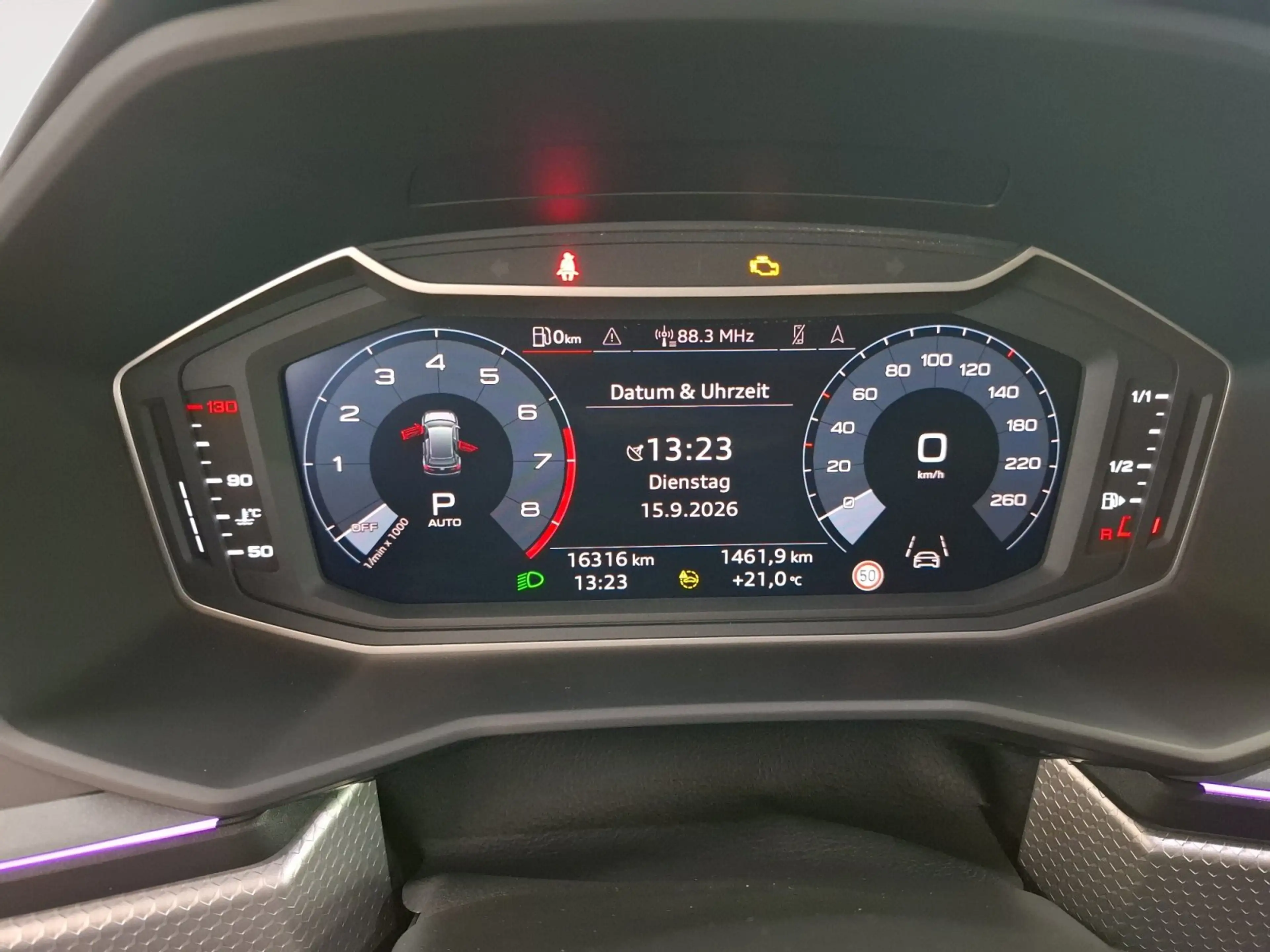 Audi A1 allstreet 30 TFSI S-Line RFK ACC CarPlay — photo 13