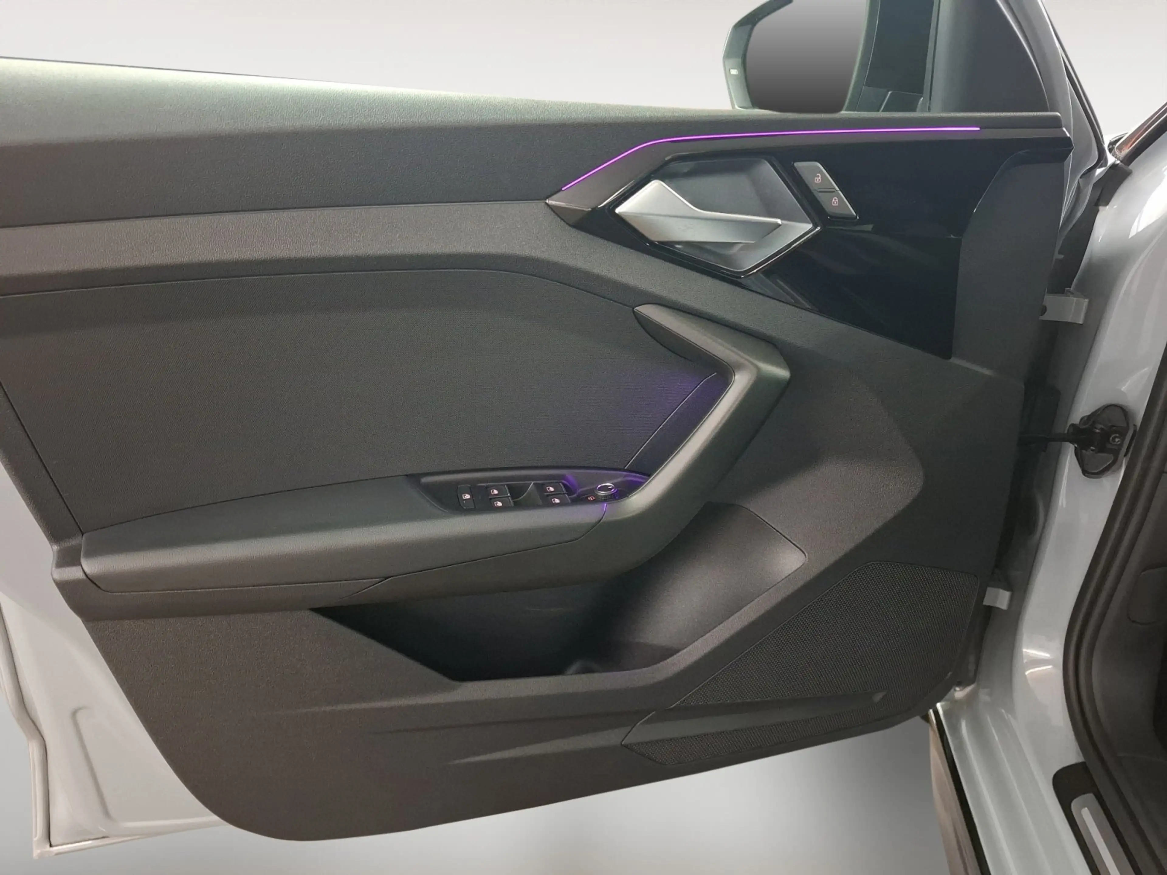 Audi A1 allstreet 30 TFSI S-Line RFK ACC CarPlay — photo 15