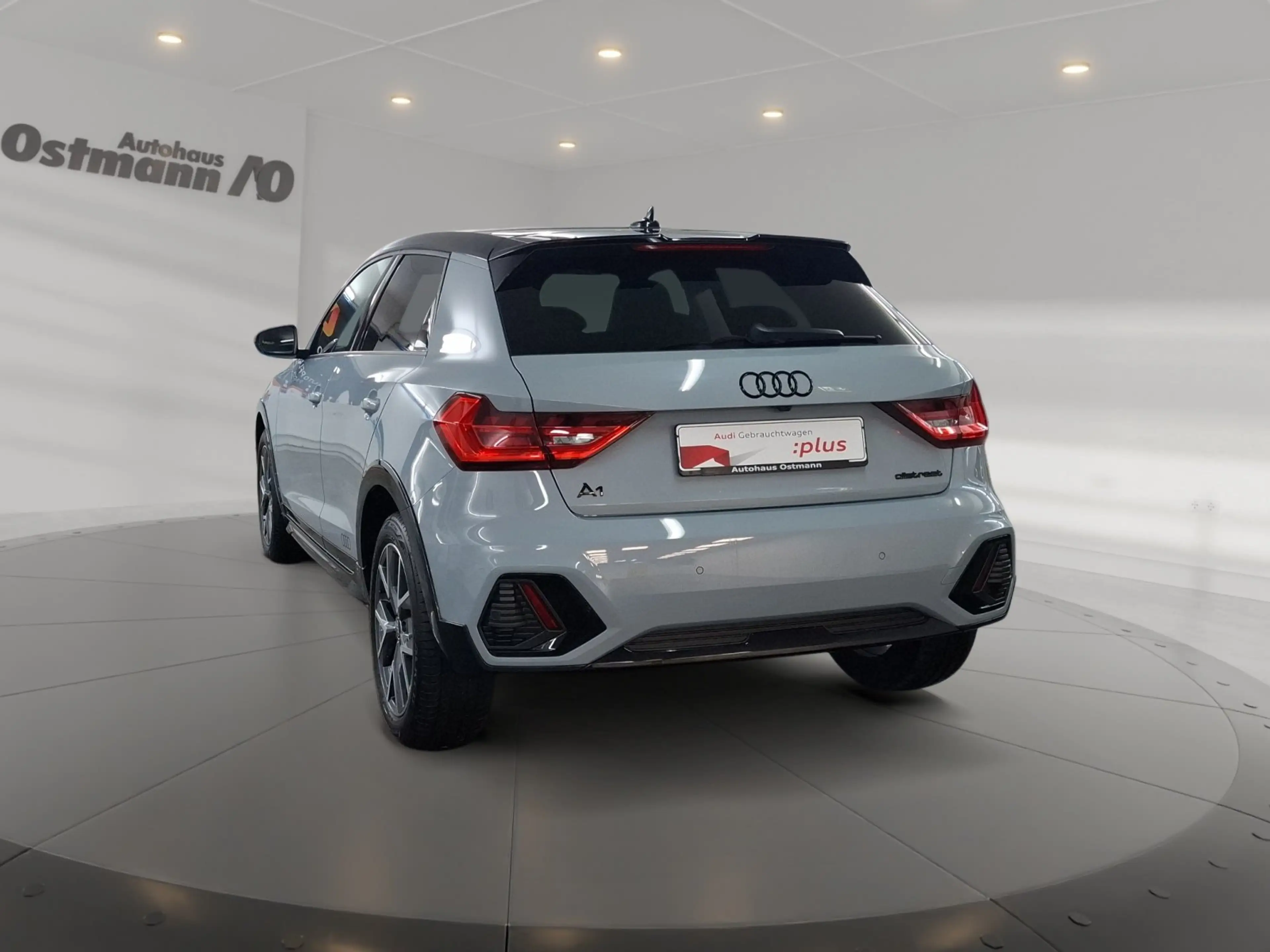 Audi A1 allstreet 30 TFSI S-Line RFK ACC CarPlay — photo 4