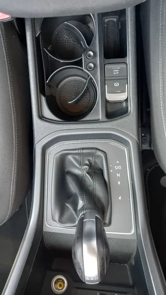 2017 Volkswagen Touran Touran III 1.6 tdi Highline 115cv dsg 7 POSTI GANCIO TRAINO, photograph 10