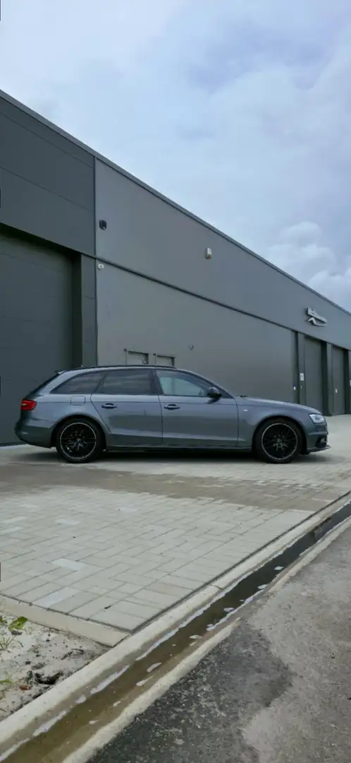 Audi A4 Avant 2.0 TDI DPF S line-Plus Sportpaket - Euro 6 - 2